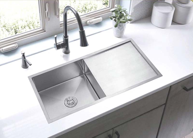 Bồn rửa bát inox 304 1 hộc 1 bàn EROWIN 7046VC