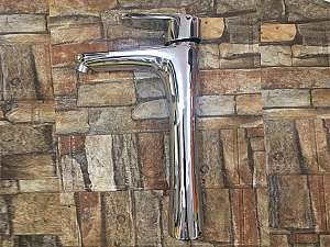 voi-chau-lavabo-nong-lanh-than-cao-30cm-effegi-efa-2602