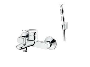 voi-sen-nong-lanh-gan-tuong-toto-tbs04302v-tbw02017a