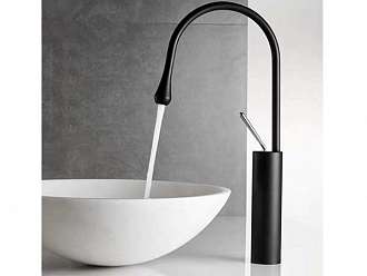 voi-chau-rua-mat-nong-lanh-den-cao-cap